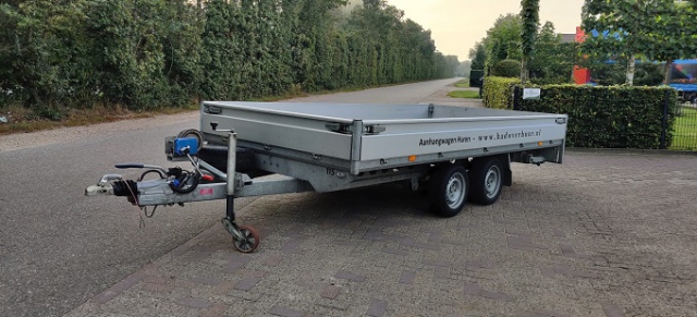 Henra Plateauwagen 4x2 linksvoor